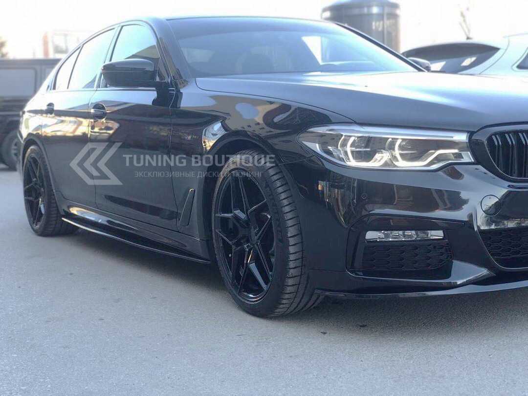 BMW 5 Series на 19" дисках Rohana RFX11 Gloss Black фото 1